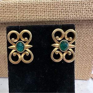 Vtg SAL Swarovski Brand Earrings, gold open filigree swirl w/ green oval crystal